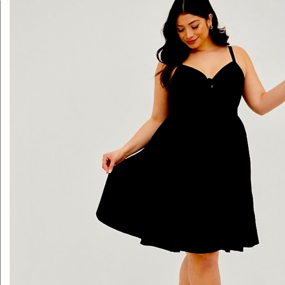 NWT Torrid Tie-Front Mini Skater Dress (Poplin Black)